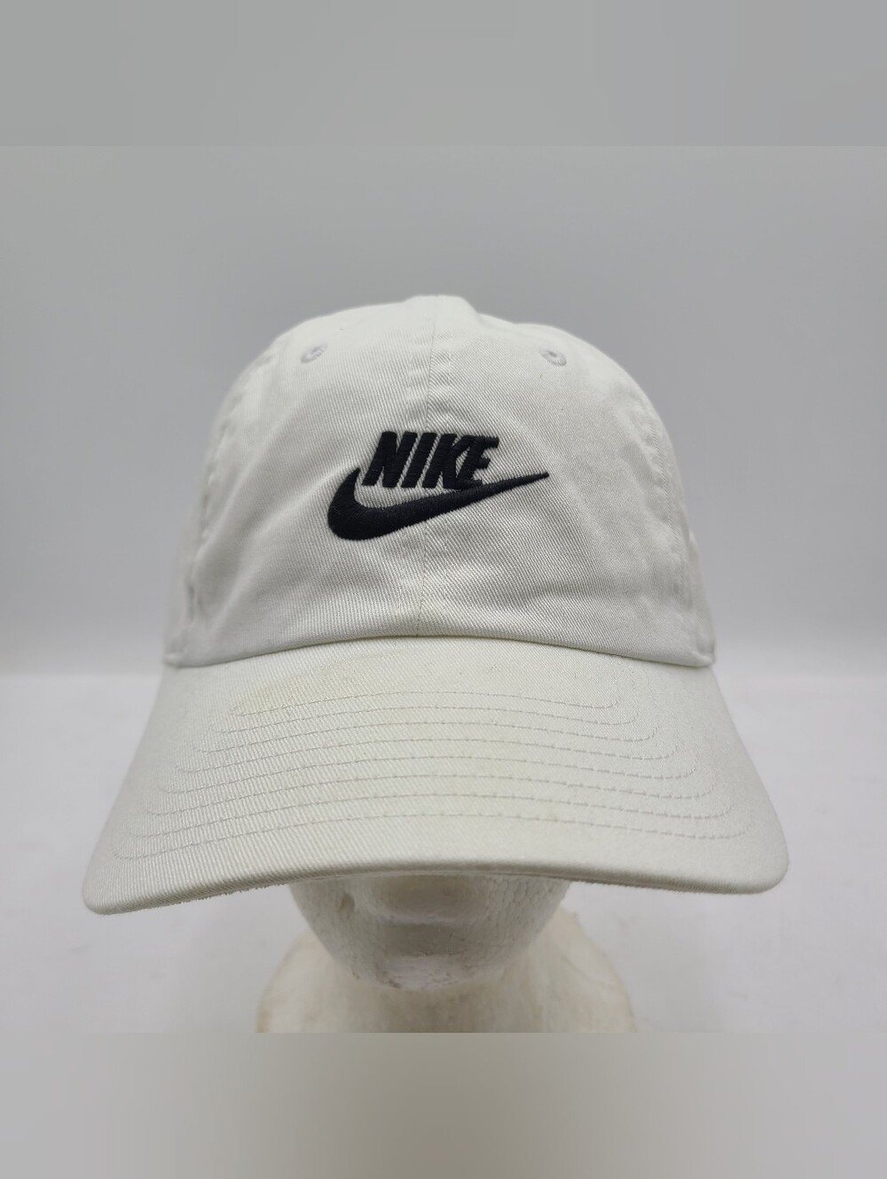B55 Vintage Nike Baseball Club Cap StrapBack One Size White Hat